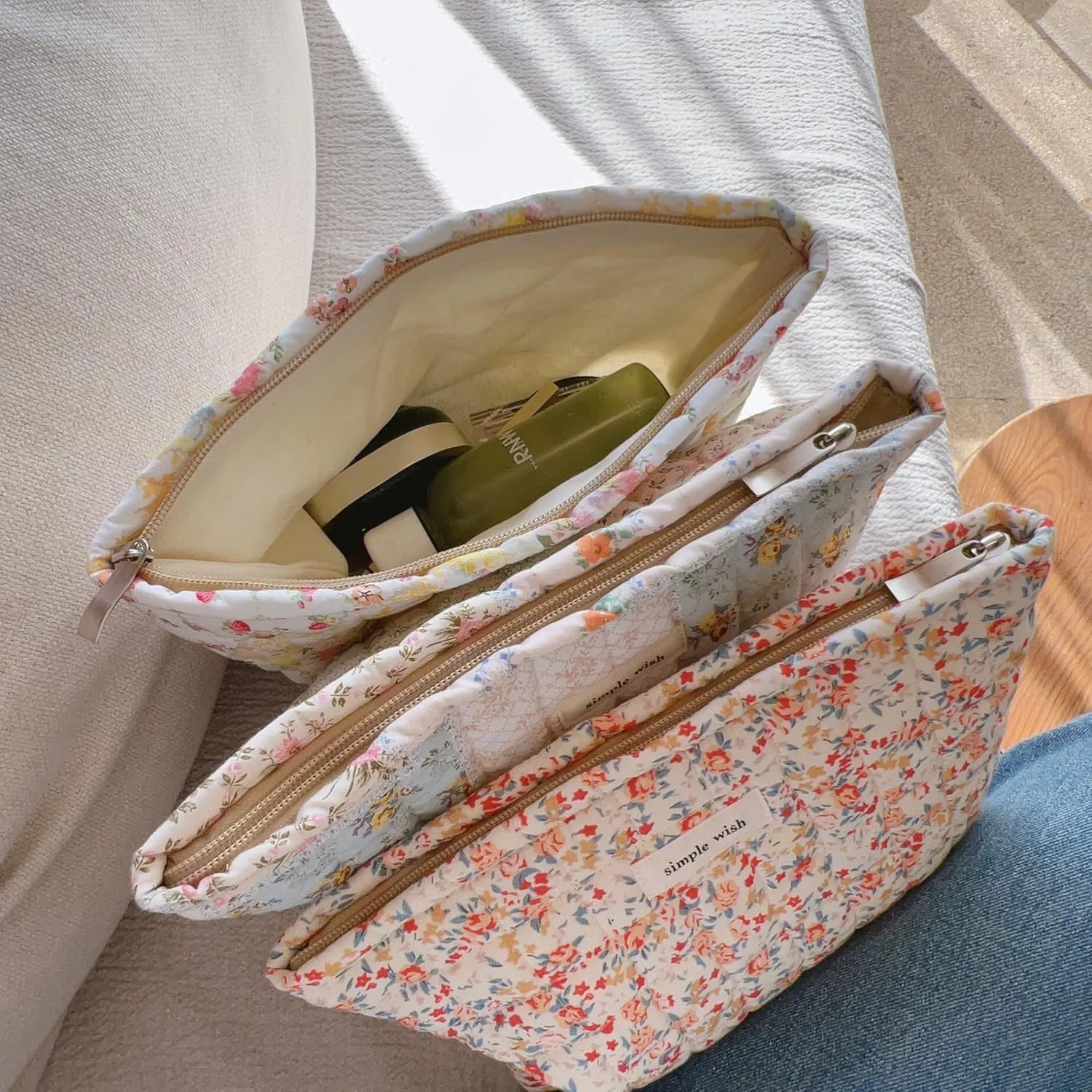 2 Pieces Floral Makeup Bag, Cute Travel Quilted Pouch Cosmetic Bag Organizer, Small Cotton Coquette Aesthetic Purse Toiletry Bag for Women Girls accessories (Red Flower-2PCS)