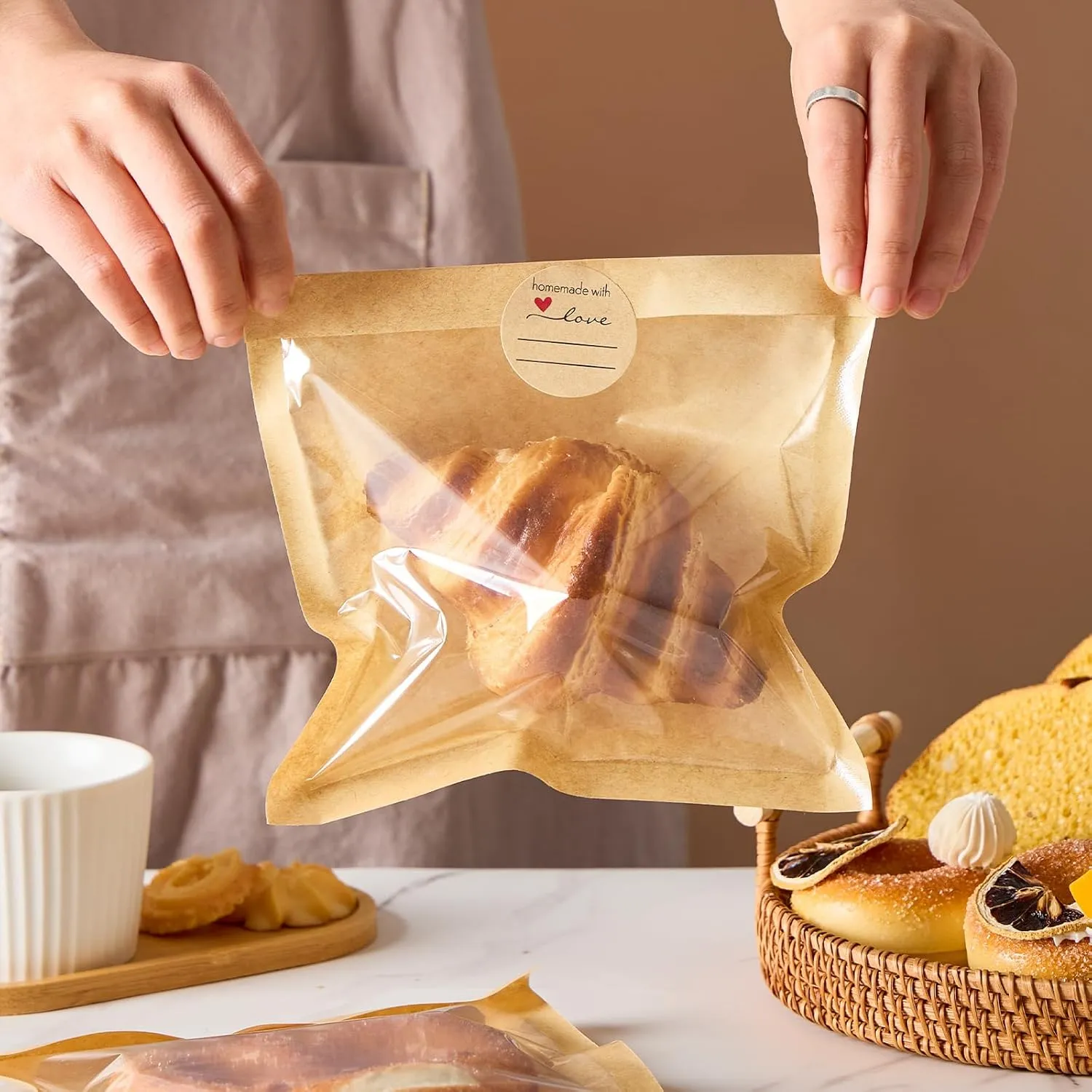 400 Pack Heat Sealable Bakery Bags with Window, 7.1 x 7.5 Inch Large Kraft Paper Cookie Bags with Seal Food Packaging Sleeves for Pastry, Bagel, Treat, Donut, Cake Slice