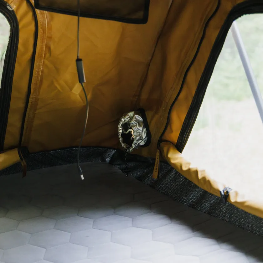 4X4 Colorado EOS Lite | MINI (Queen Size Bed) | LIGHTWEIGHT ROOFTOP TENT