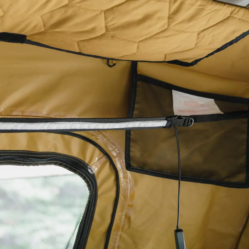 4X4 Colorado EOS Lite | MINI (Queen Size Bed) | LIGHTWEIGHT ROOFTOP TENT