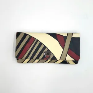 60s Retro  Burgundy Clutch