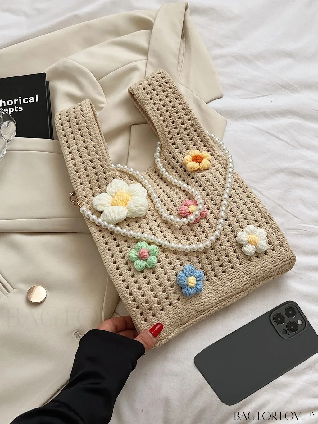 BagForLove - Chic Crocheted Bag with Delicate Floral Embellishments for Effortless Style