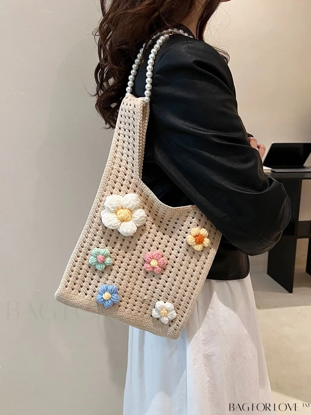 BagForLove - Chic Crocheted Bag with Delicate Floral Embellishments for Effortless Style