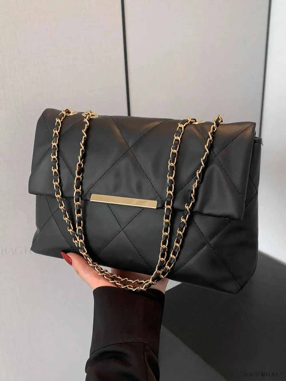 BagForLove - Delicate Shoulder Bag with Rhombus Accents