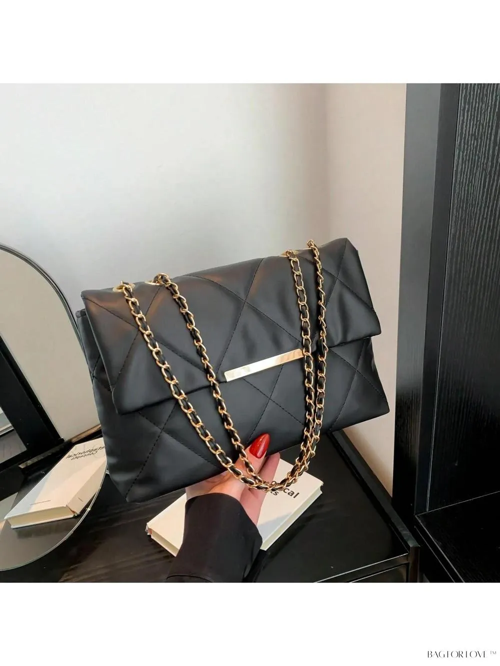 BagForLove - Delicate Shoulder Bag with Rhombus Accents