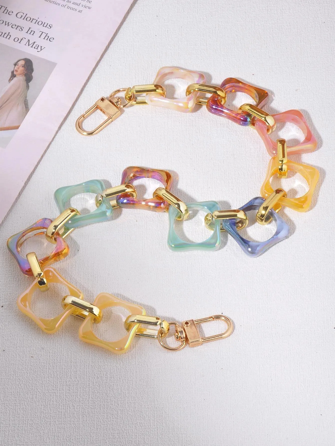 BagForLove - Ethereal Color Shifts Randomly