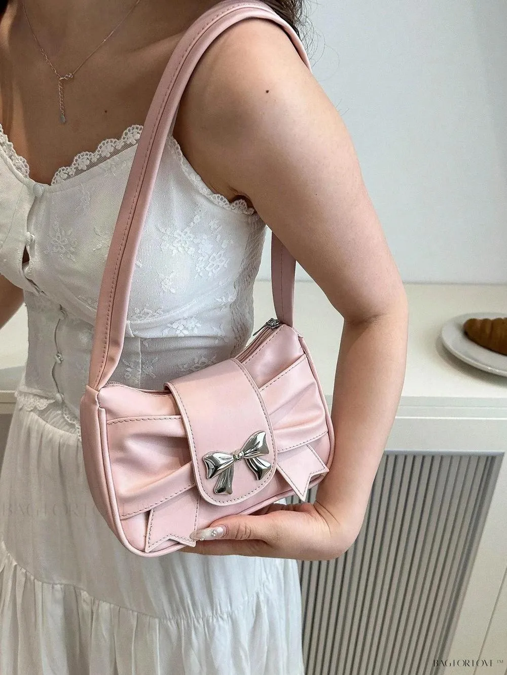BagForLove - Soft Cloud-Shaped Shoulder Bag with Delicate Bowknot