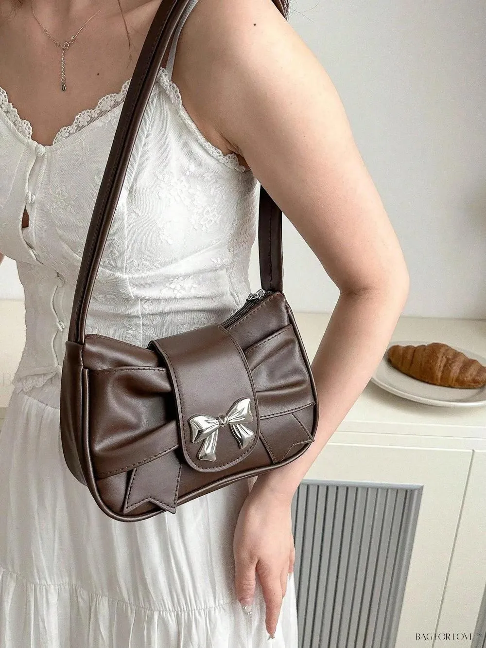 BagForLove - Soft Cloud-Shaped Shoulder Bag with Delicate Bowknot