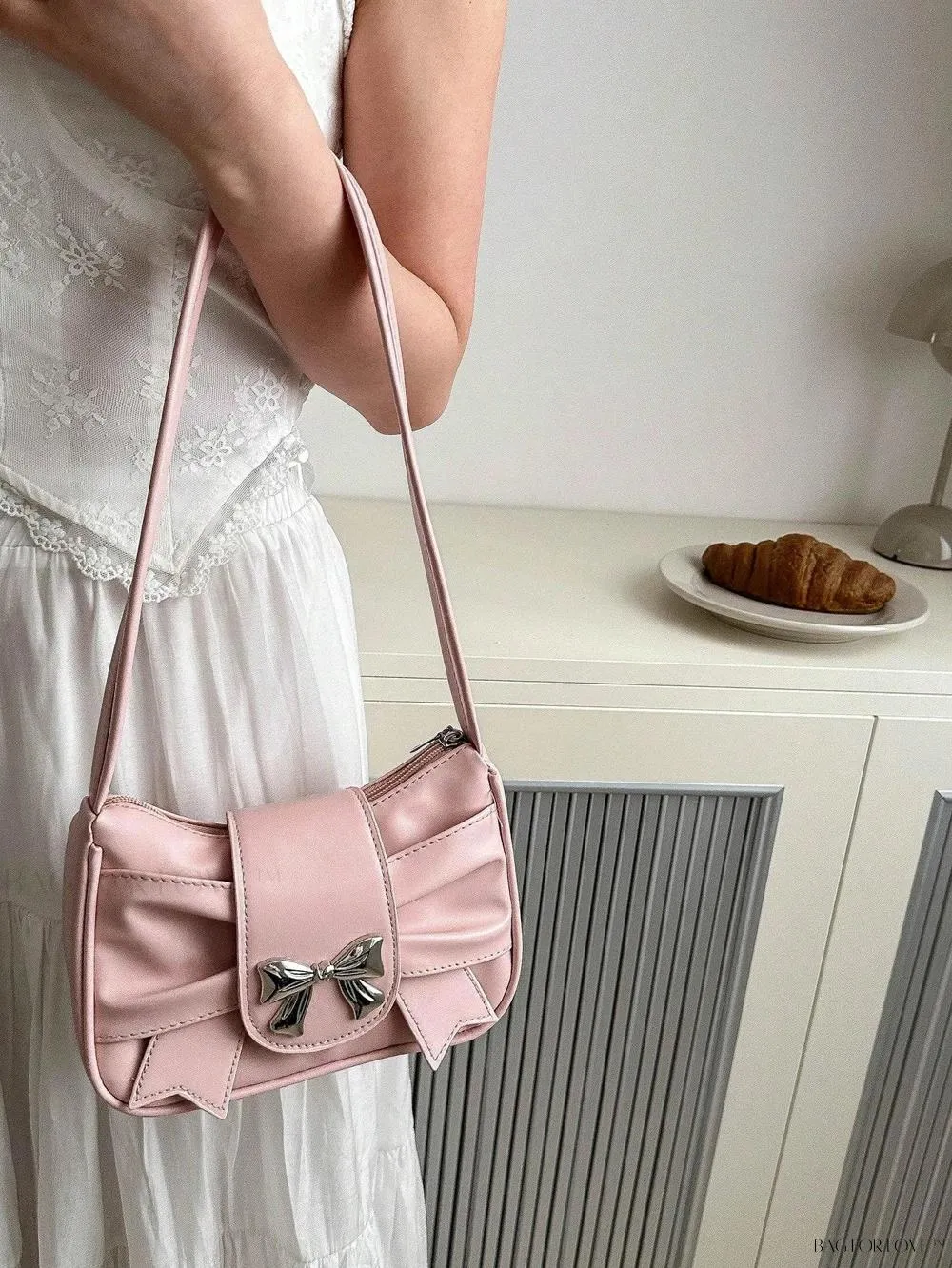 BagForLove - Soft Cloud-Shaped Shoulder Bag with Delicate Bowknot