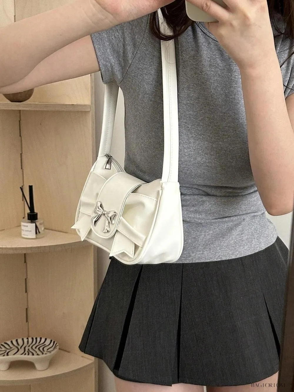 BagForLove - Soft Cloud-Shaped Shoulder Bag with Delicate Bowknot
