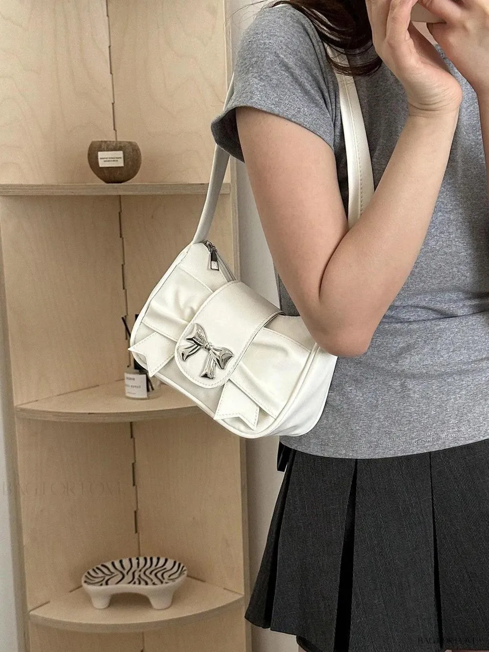 BagForLove - Soft Cloud-Shaped Shoulder Bag with Delicate Bowknot