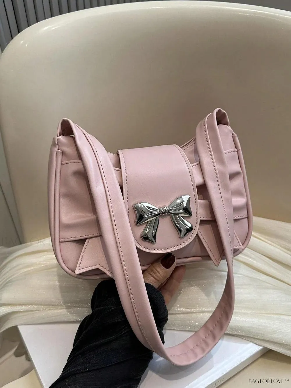BagForLove - Soft Cloud-Shaped Shoulder Bag with Delicate Bowknot