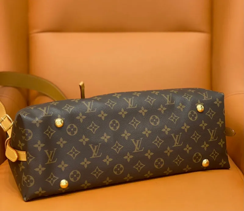 CC Vuitton Unique collection Louis - Certified - 16239 Bags Bags