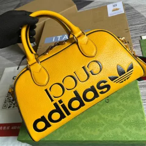 Charm - GG Bags - 1212
