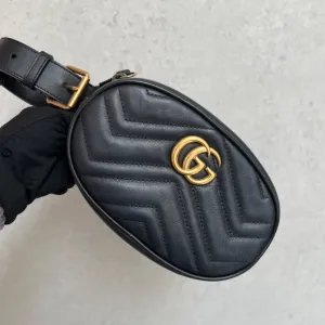 GUCCI GG Marmont Black Leather Belt Bag Medium