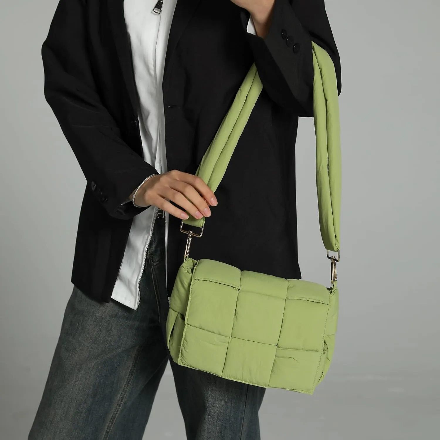 NAARIIAN Shoulder bags for women, Light-weight small puffer purses waterproof, hand-woven puffy bag crossbody handbag