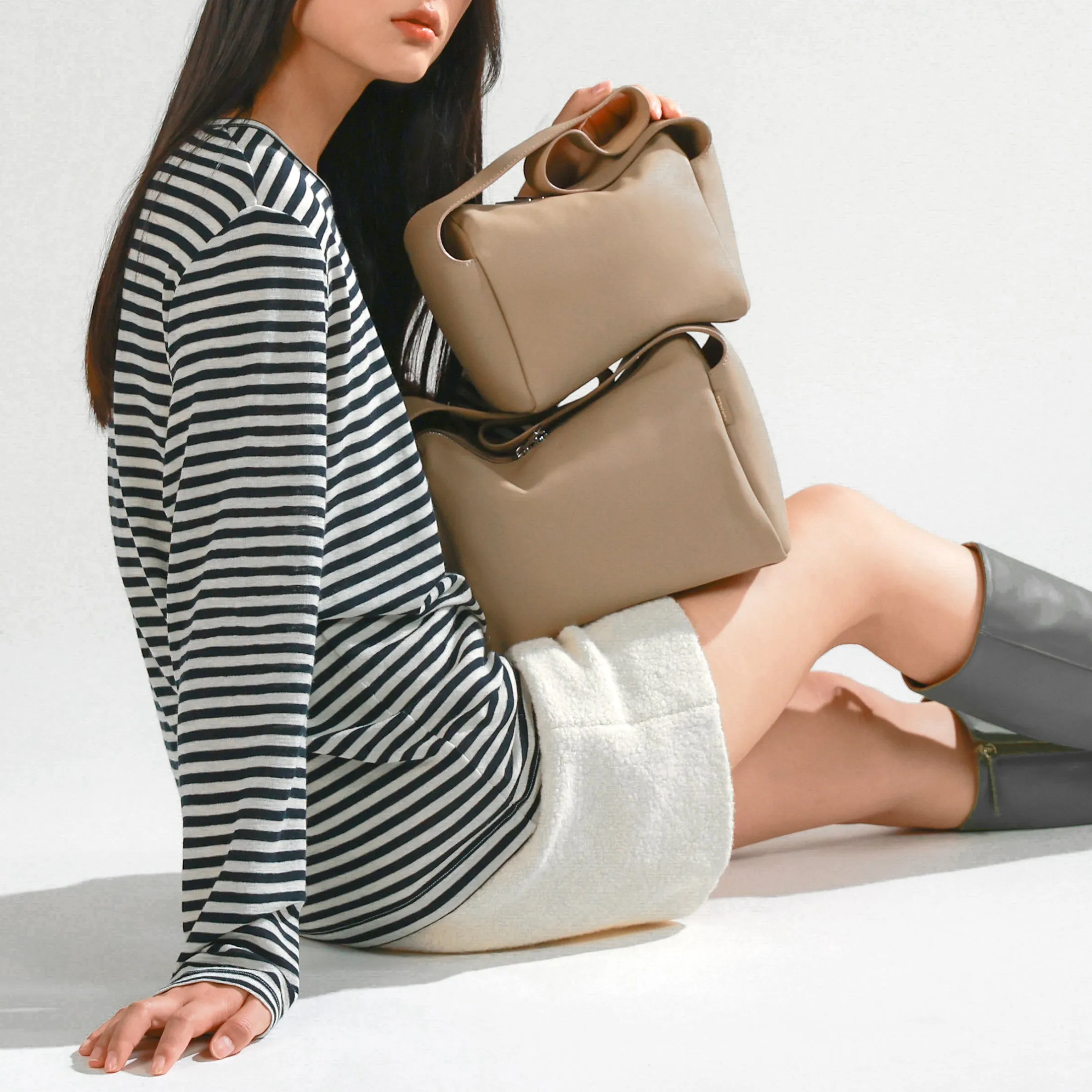Petrichor Pockets Petit Sac À Bandoulière - Gris Clair