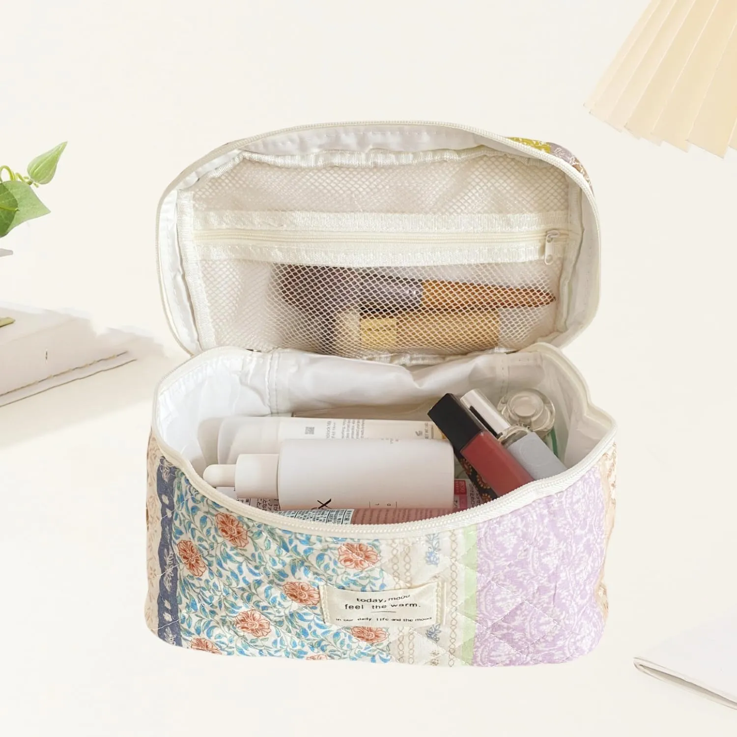 Small Large Makeup Bag for Travel Women Cute Aesthetic Cosmetic Toiletry Bags Cotton Quilted Make Up Pouch Purse Organizer (Large-05#Ethnic)