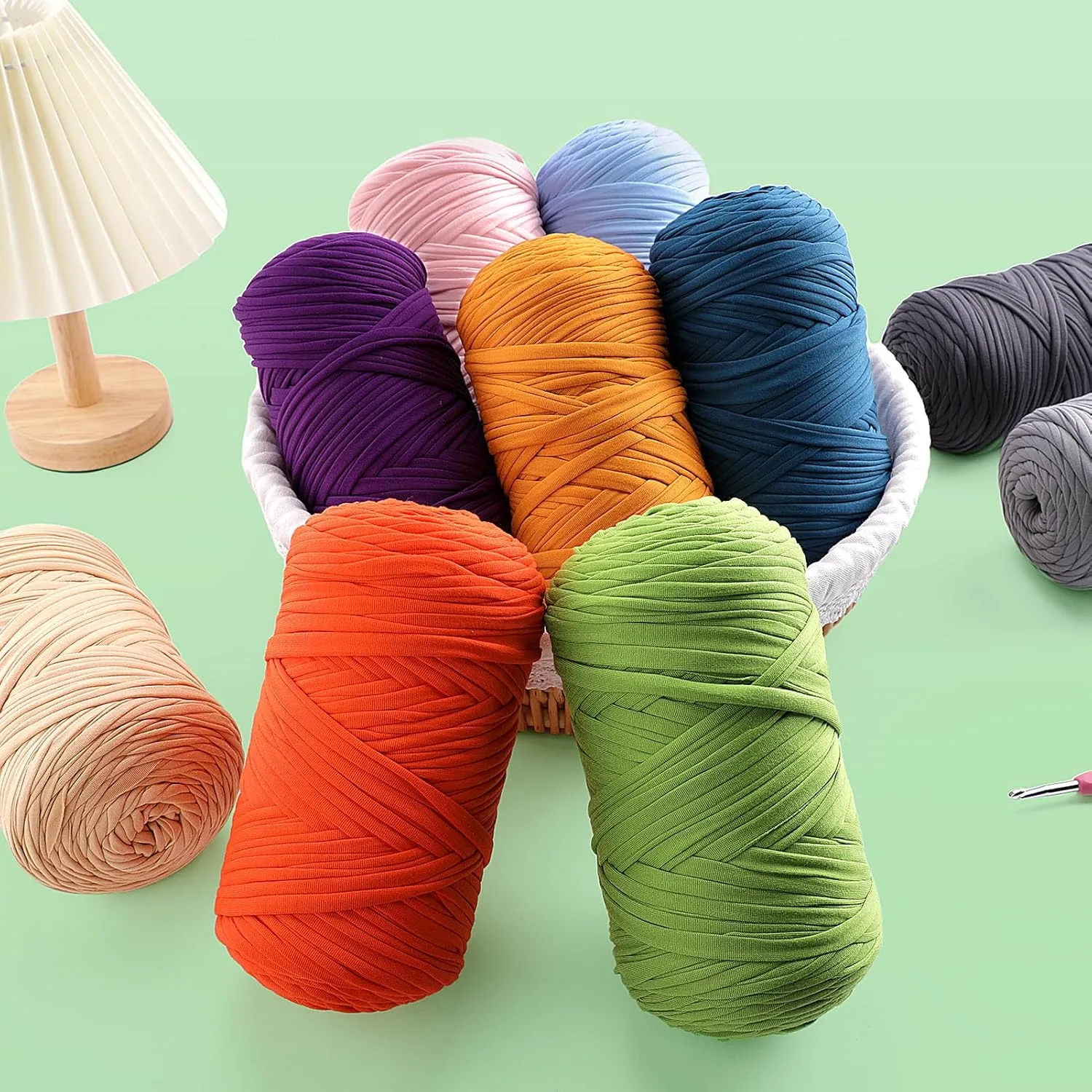 Tshirt Yarn for Crochet - 400 g/130 yds T Shirt Yarn for Crocheting Bags/Baskets/Home Decor - Soft Elastic Fabric T-Shirt Yarn with 1 Crochet Hook (1, Beige)