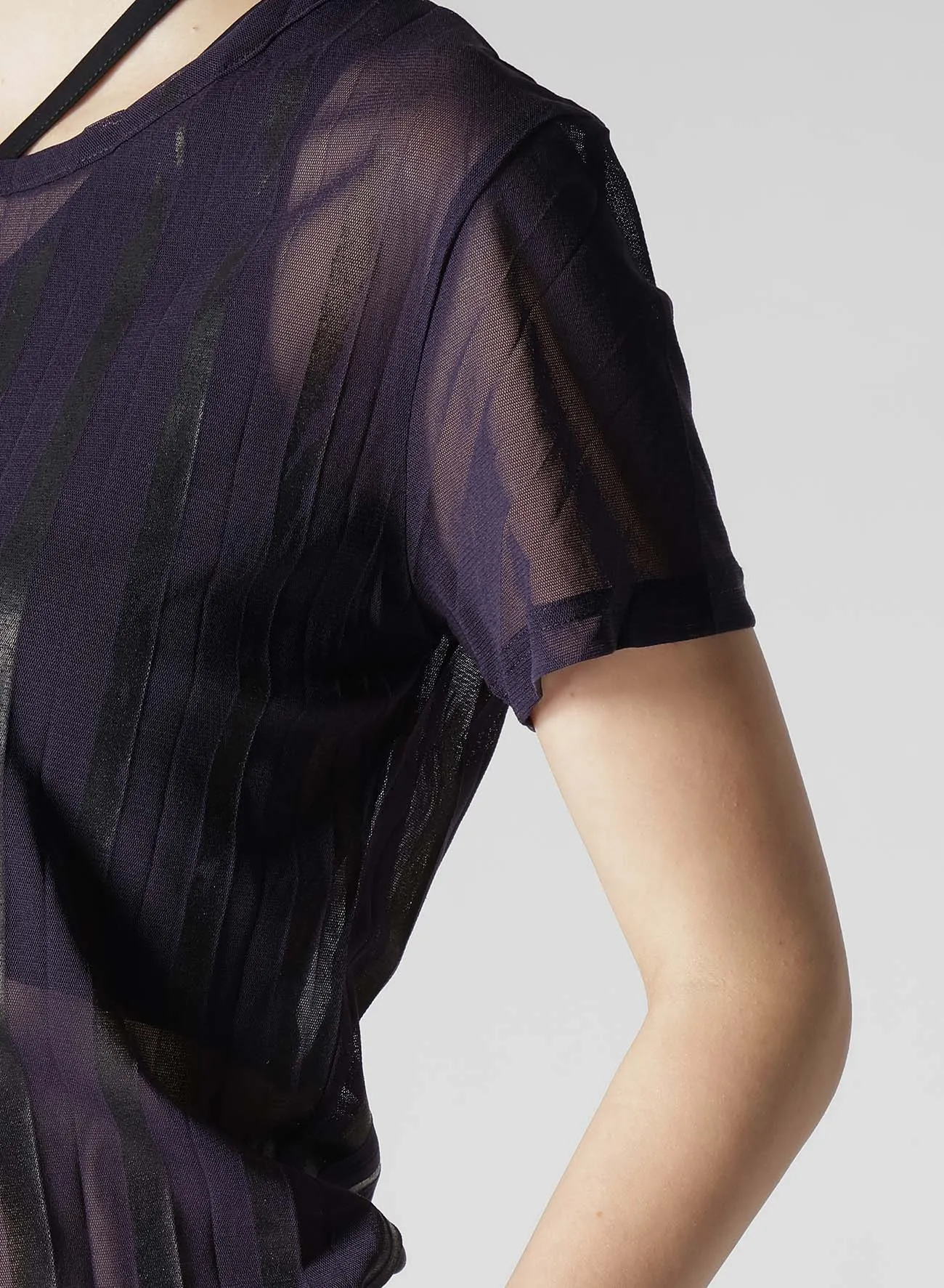 TULLE PLEATS CLASSIC SHORT SLEEVE T