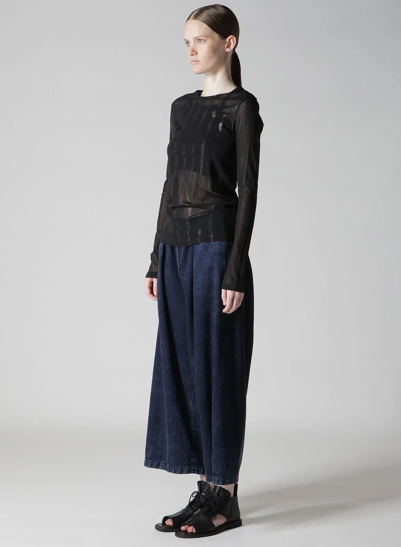 TULLE PLEATS LONG SLEEVE ROUND NECK T