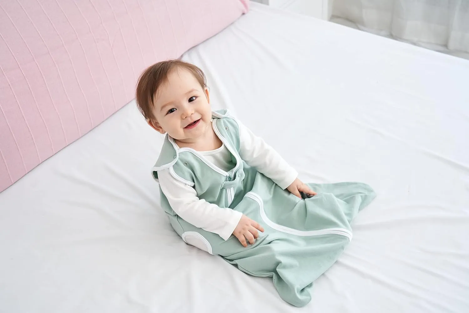 TWINOR Breathable Reduce Suffocation Risk Baby Wearable Blanket, Sleeping Bag with 2-Way Zipper, Tog 0.5 Soft Sack