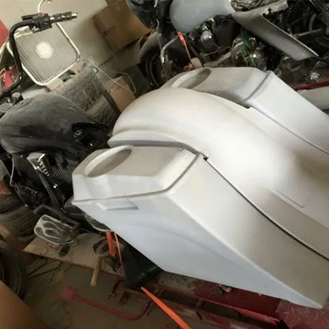 Victory Kingpin 6" Extended Hard Saddlebags Out & Down Bags   LED Rear Fender Dual Cut Out