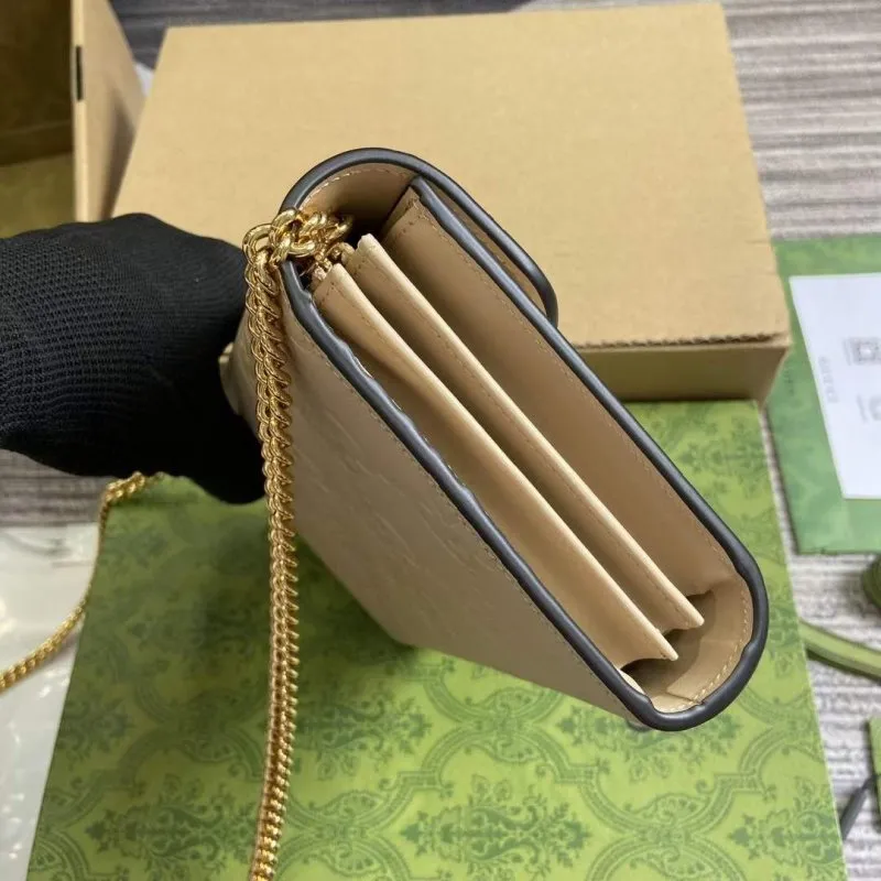 Wallet BG02916 Unique Chain Exclusive collection Gucci